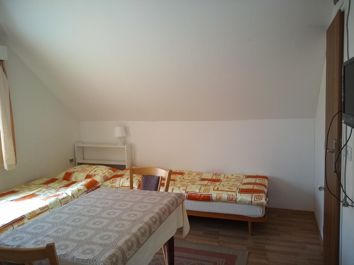Penzion Arco Острава Екстериор снимка